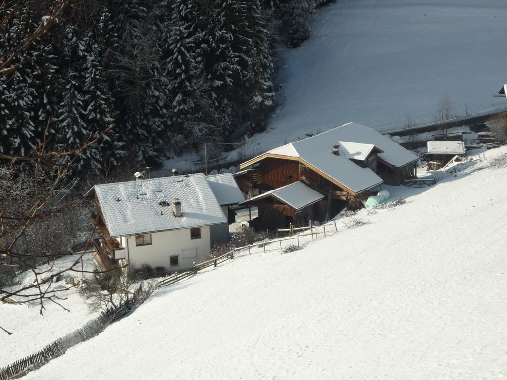 Bauernof Mittermueller Apartment Feldthurns Bagian luar foto