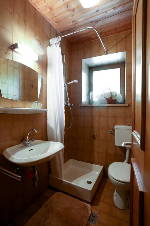Bauernof Mittermueller Apartment Feldthurns Ruang foto